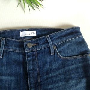 LOFT || high-waist straight crop jeans size 6/28